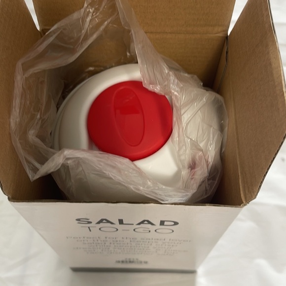 Salad to- go 5 piece set . New in box - Picture 6 of 6